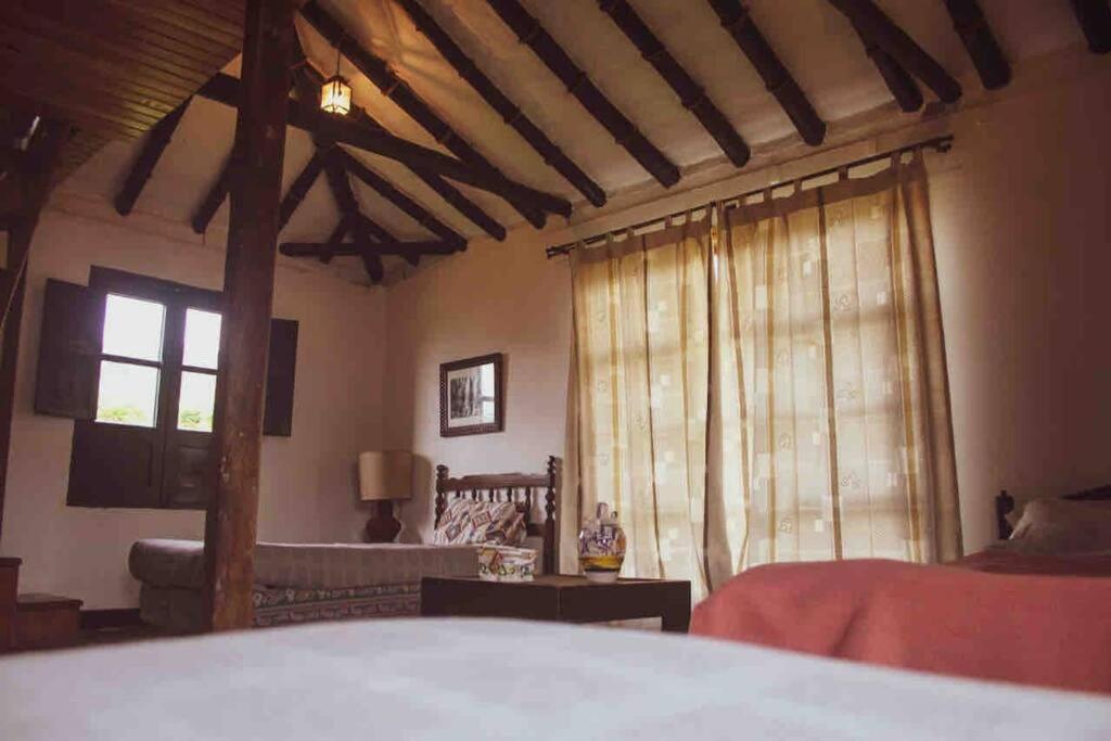 Casa Dante, Desde 1792! Hotel Tibasosa Bagian luar foto