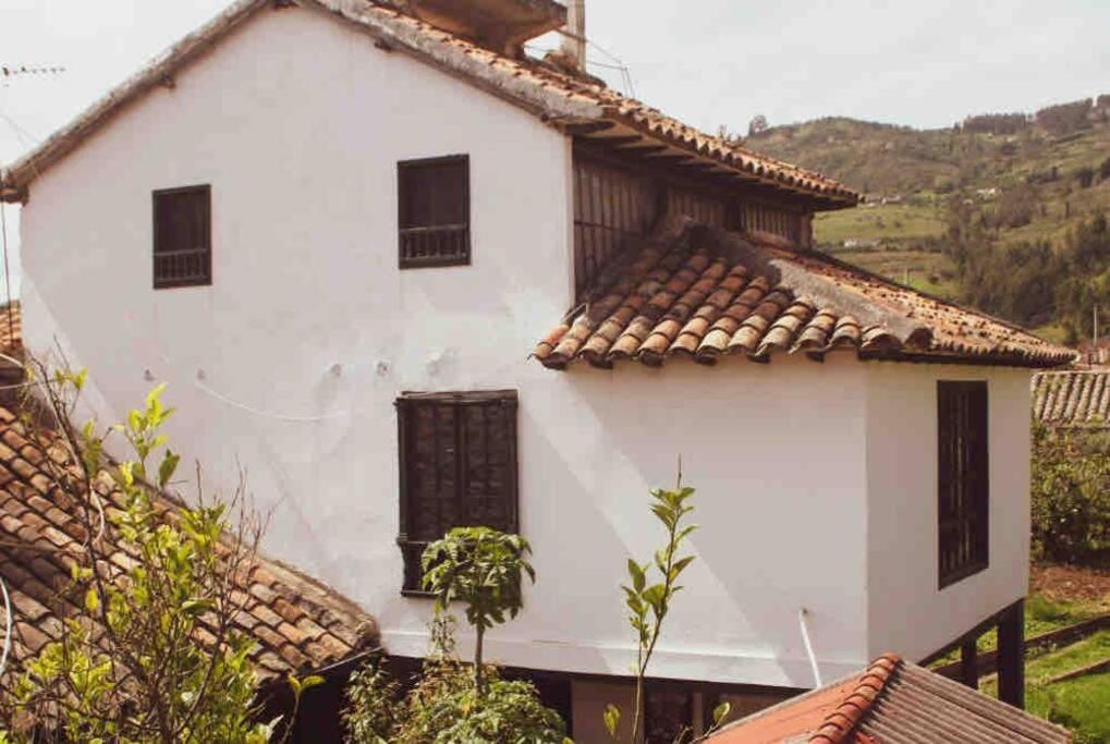 Casa Dante, Desde 1792! Hotel Tibasosa Bagian luar foto